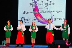 Перлини мистецтва ансамбль Коляда