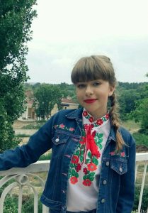 Григоренко Софія - голова комітету духовності та дозвілля