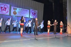Розстріляна молодість, Народний художній колектив вокальної студії Heartbeat та Зразковий художній колектив хореографічної студії Фо степ