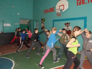 змагання, конкурси, естафети
