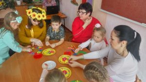 ДНЗ №3, м. Слов'янськ, виховний захід на тему- «Український віночок»