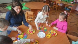ДНЗ №3, м. Слов'янськ, виховний захід на тему- «Український віночок»