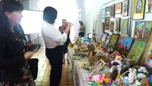"Великодній дивограй"