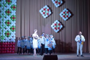 Святковий концерт до Дня Матері