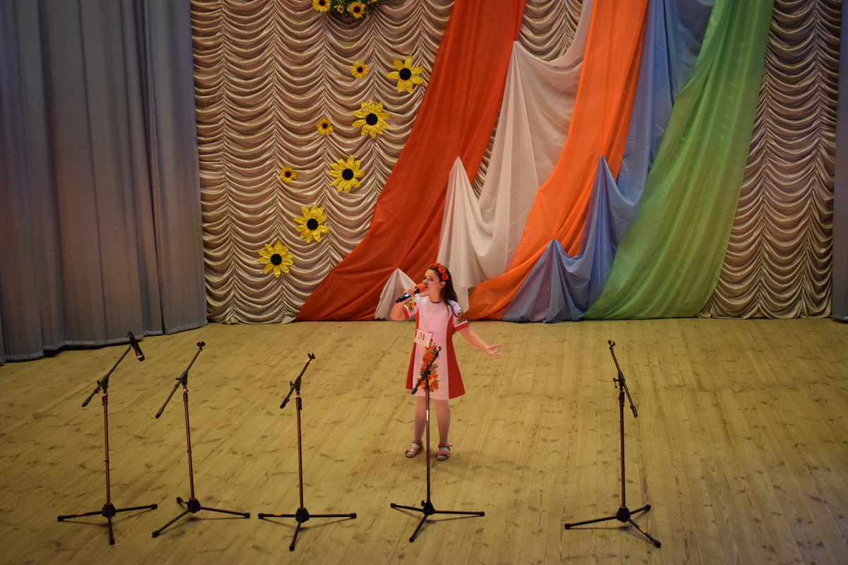 Обласний відкритий фестиваль української пісні «З Україною в серці!»