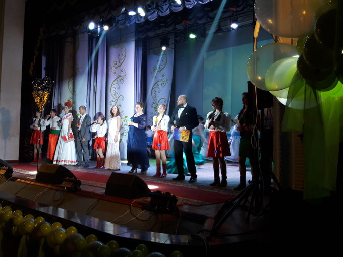 100-річчя позашкілля в Україні, гала-концерт З Україною в серці (Добропілля)