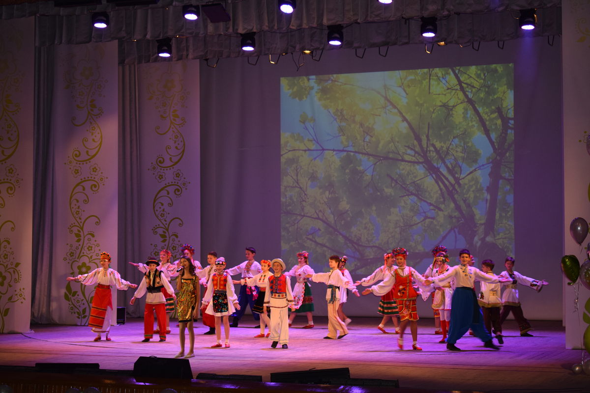 100-річчя позашкілля в Україні, гала-концерт З Україною в серці (м.Маріуполь)