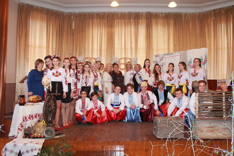 Фольклорна вистава «Українське весілля»