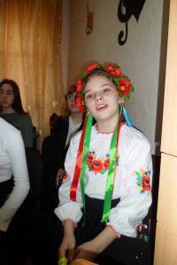 «Хай же дзвінко нам лунає гаївка весела»
