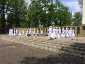 Це потрібно живим…