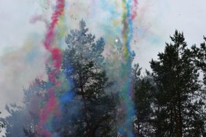 «Країна дитинства скликає друзів»